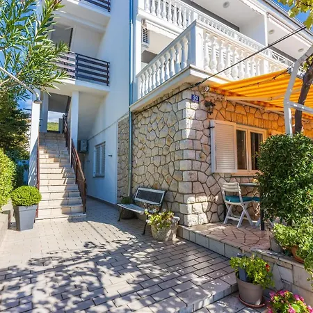 Pera Apartment Selce
