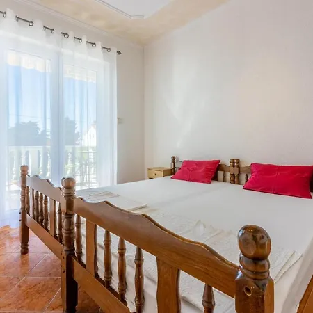 Apartamento Pera Selce