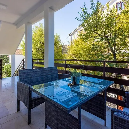 Apartment Pera *