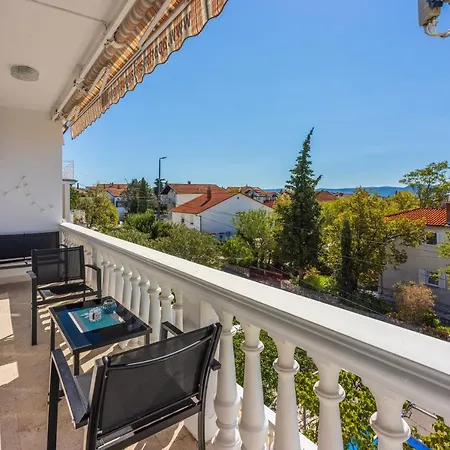 Pera Apartment Selce