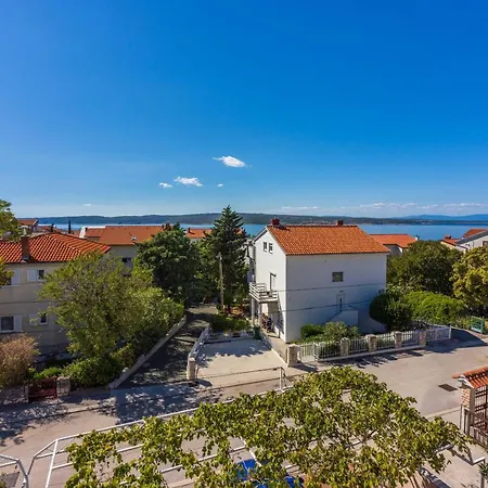 Pera Apartament