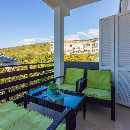 Pera Apartment Selce