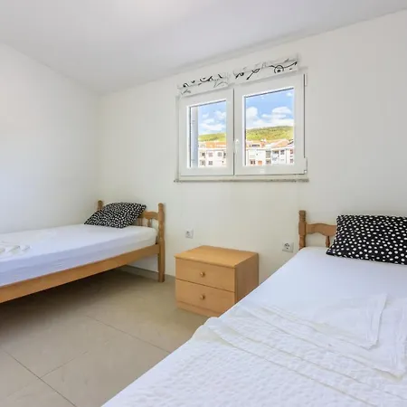 Pera Apartment *