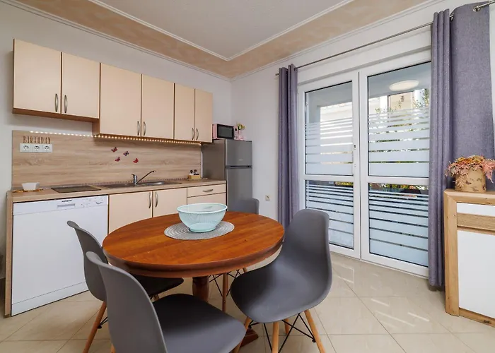 Apartamento Pera Selce