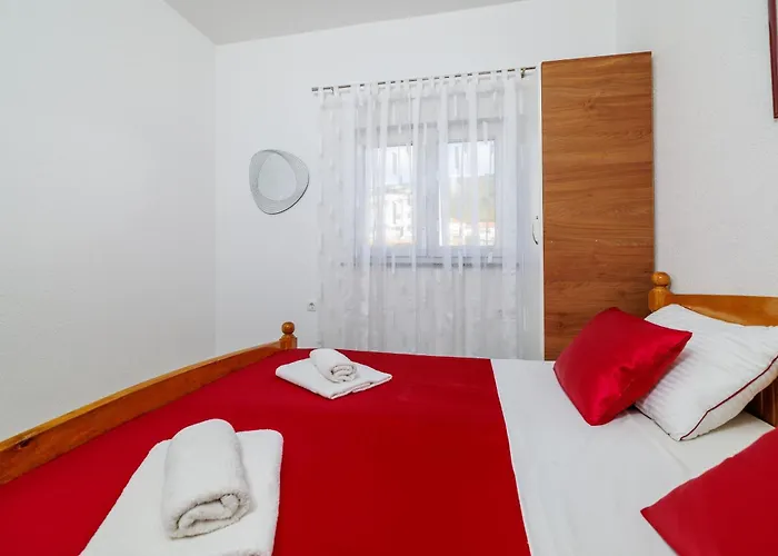 Apartamento Pera Selce