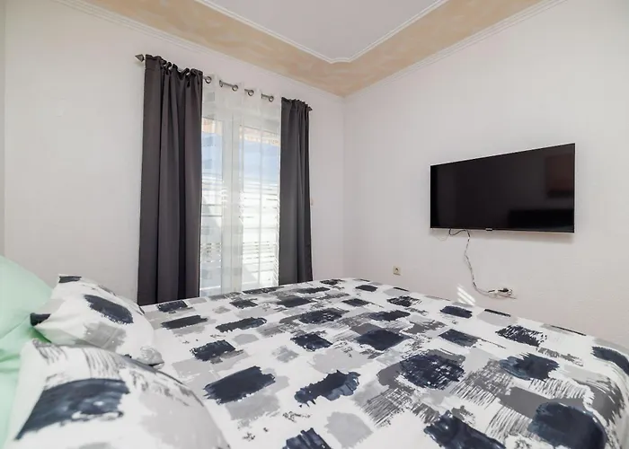 Apartamento Pera Selce
